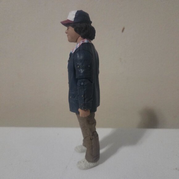 Stranger Things Dustin Action Figure Netflix by Mcfarlane Toy 2018 - Picture 4 of 8